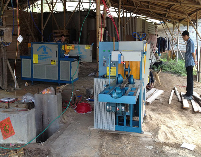 廣東省惠州市麻榨鎮--鋸桉木雜木現場